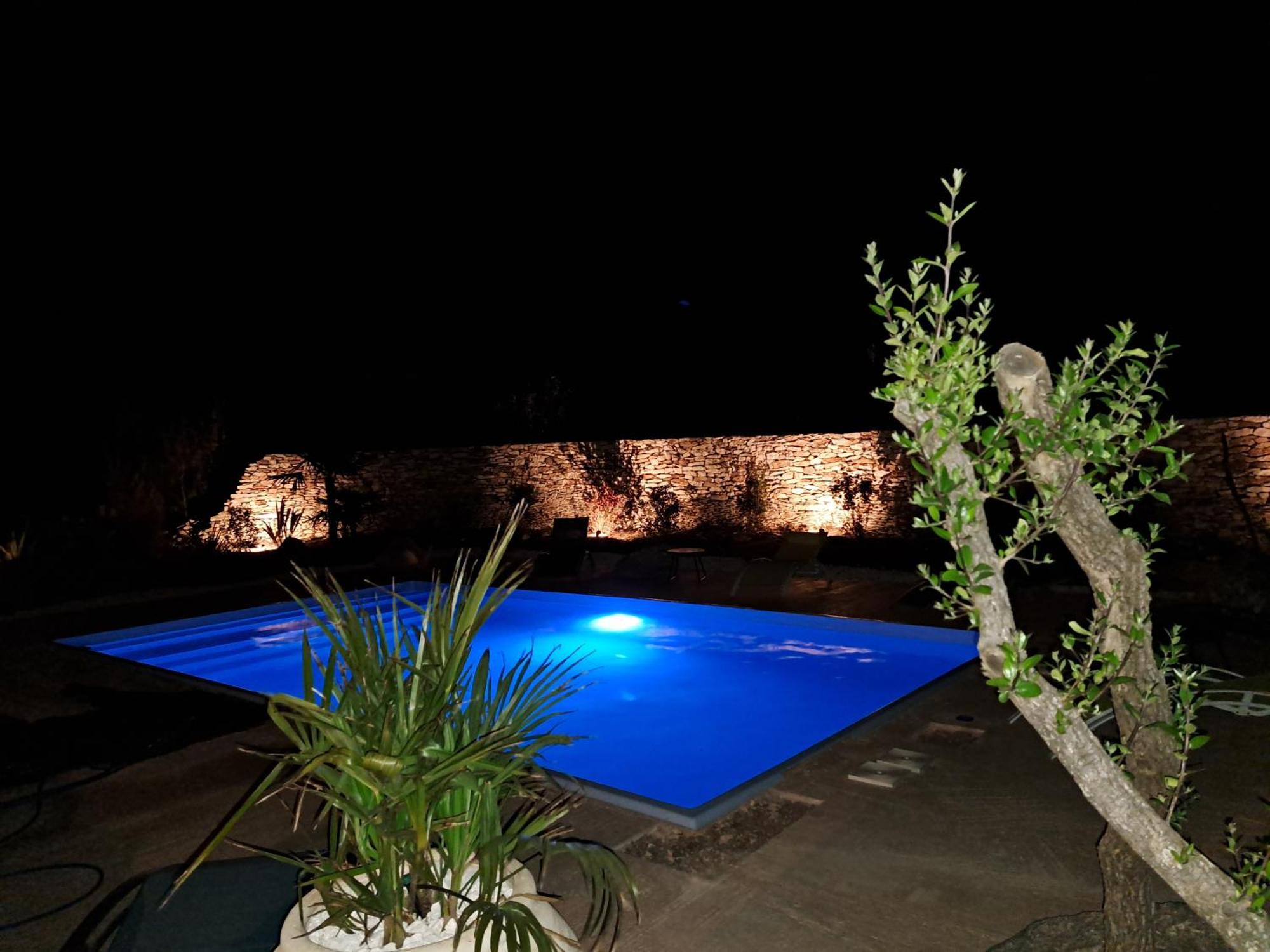 Maison Au Calme Idealement Situee Proche Plage Bonifacio  Exterior foto